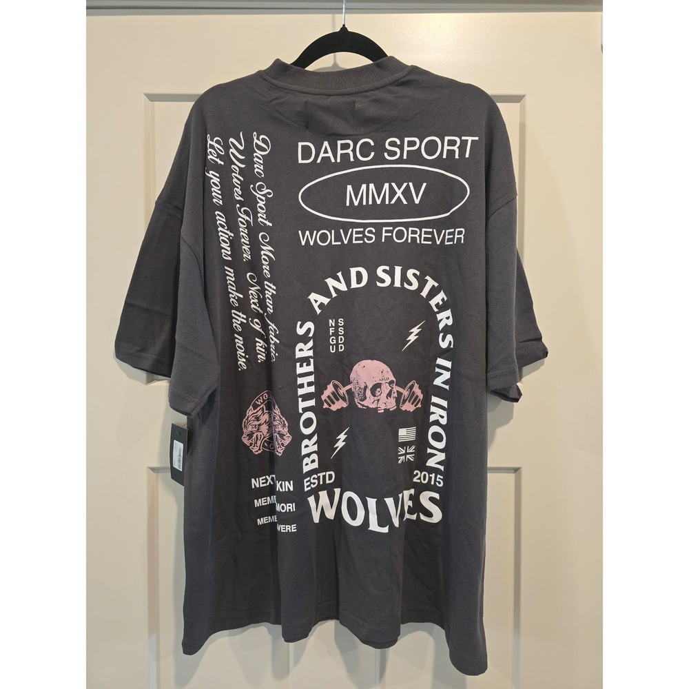 Darc Sport Wolves Club Brothers and Sisters in Iron Graphic T-Shirt Charcoal L